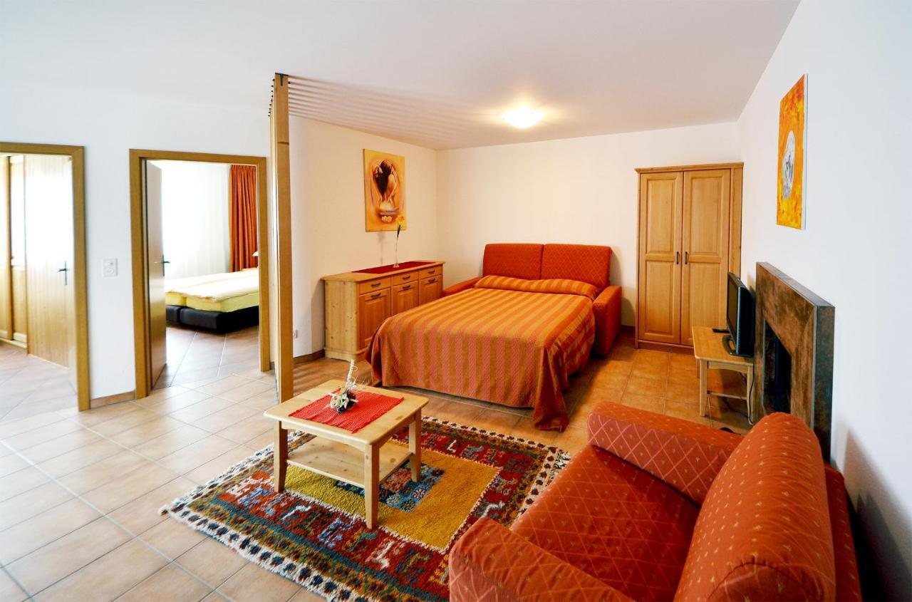 Hotel-Aparthotel San Bernardino Pokoj fotografie